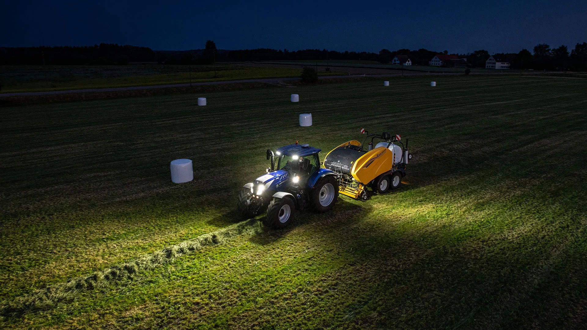 roll-baler-gallery-05.webp