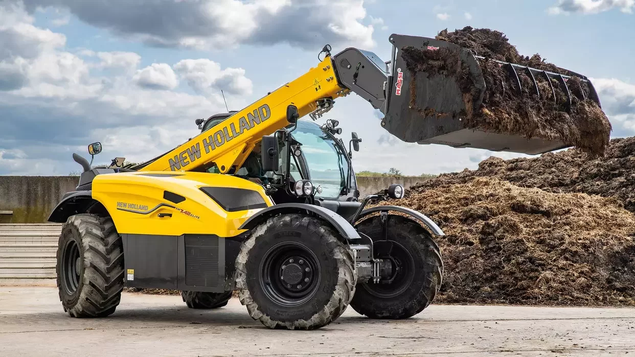 th-telehandlers-the-range.webp
