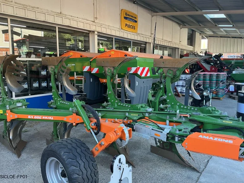 Charrue Amazone TERES 300 V 4+0