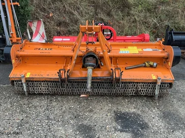 BROYEUR DT 270