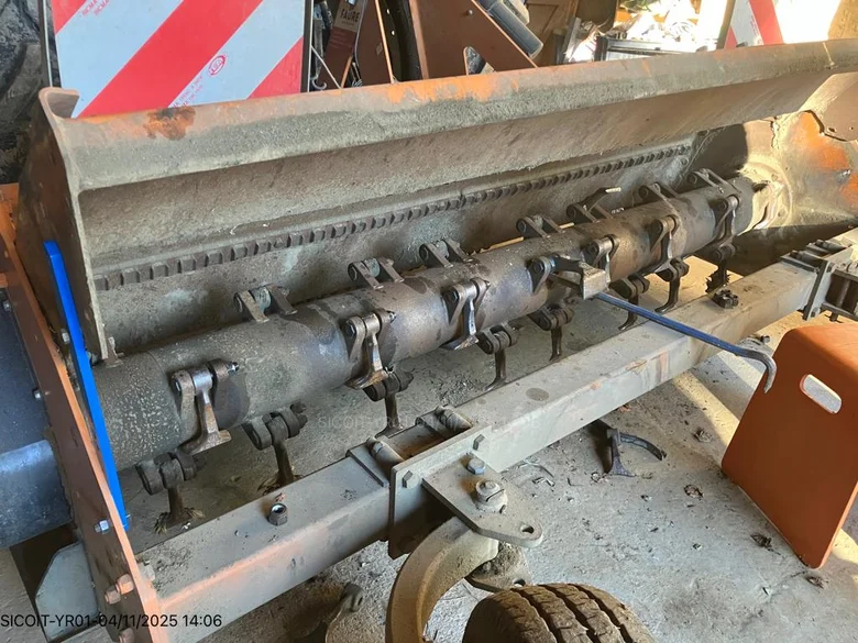 BROYEUR DT 270