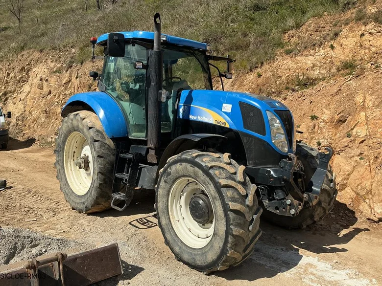 TRACTEUR 100 à 199 CH