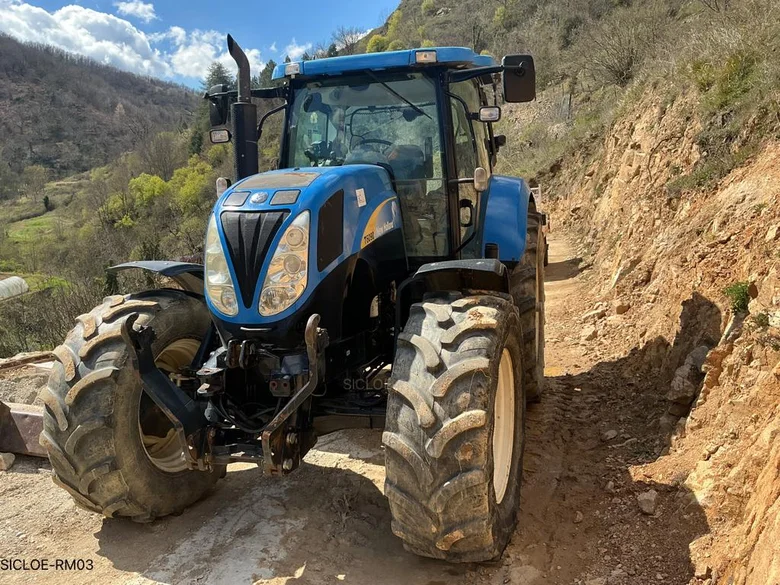 TRACTEUR 100 à 199 CH