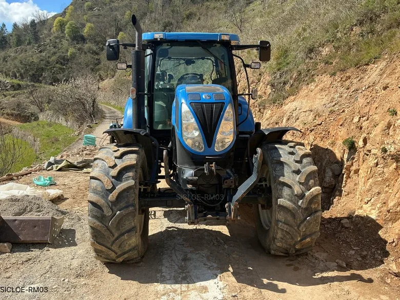 TRACTEUR 100 à 199 CH