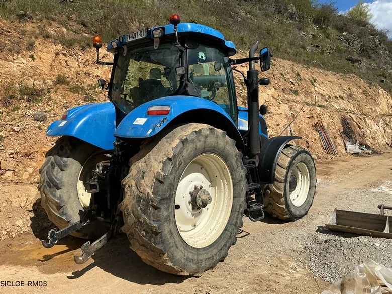 TRACTEUR 100 à 199 CH