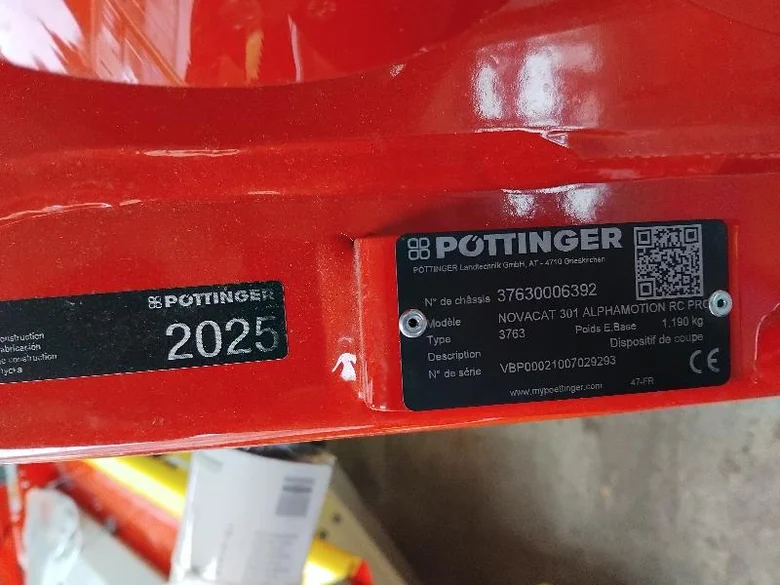 Matériel agricole attelé POTTINGER NOVACAT 301