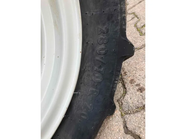 Tracteur fruitier New Holland T4.120 F R