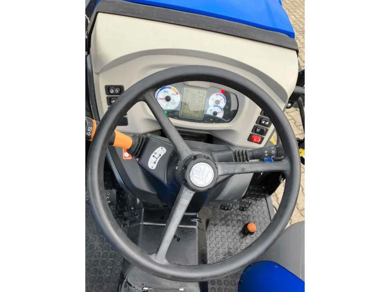 Tracteur fruitier New Holland T4.120 F R