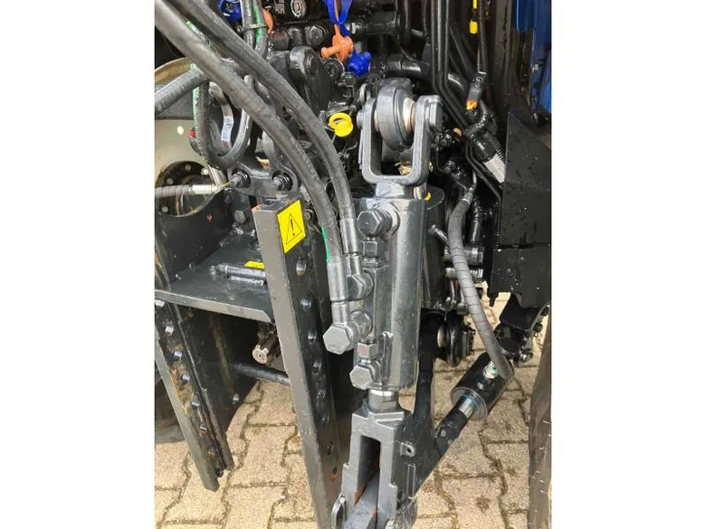 Tracteur fruitier New Holland T4.120 F R